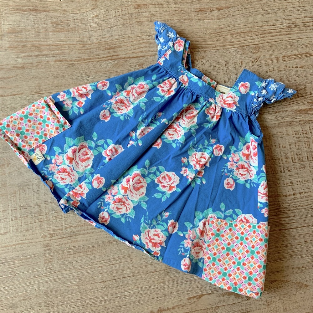 Wildflower blue floral top